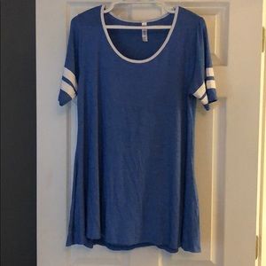 Lularoe shirt